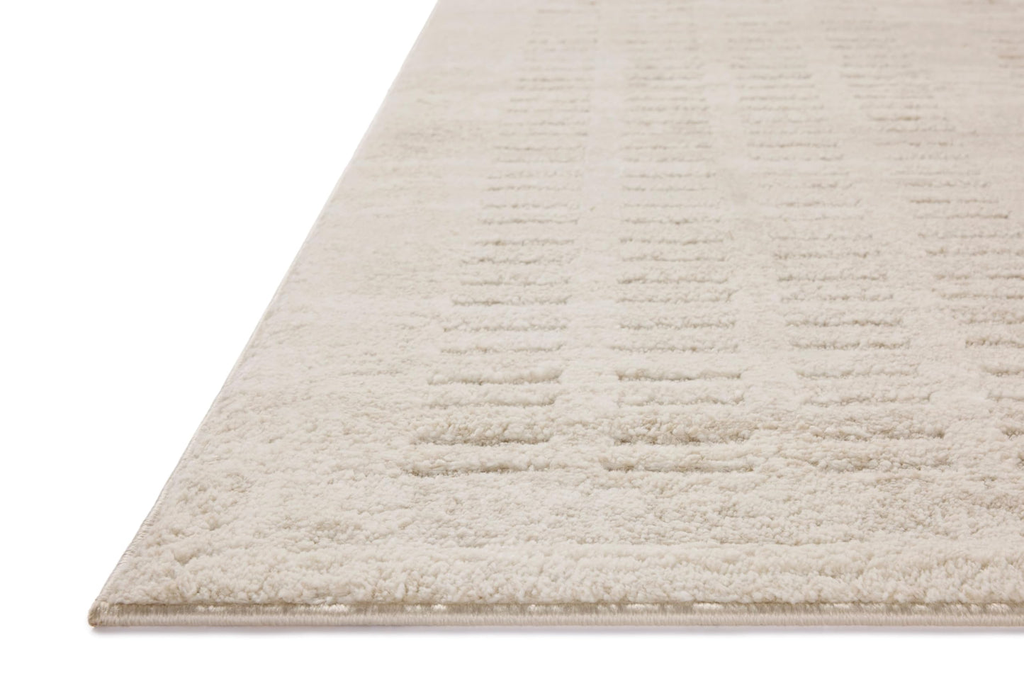 2'-7" x 8'-0" Area Rug