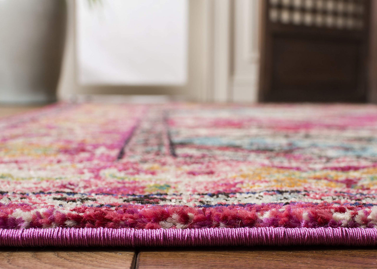SAFAVIEH Monaco Collection Area Rug - 10' x 14', Pink & Multi, Non-Shedding & Easy to Clean, Distressed Medallion Design, Ideal for Living Room, Bedroom, Dining Space (MNC243D)