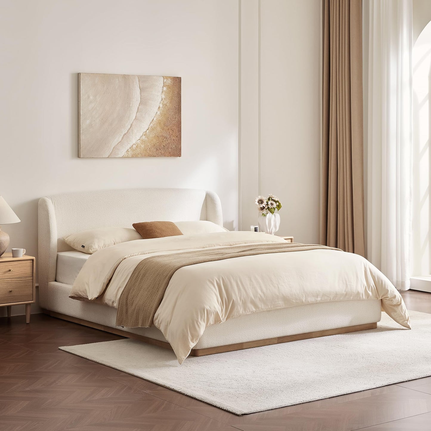 Upholstered Platform Queen Size Bed
